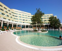 Jeravi Hotel