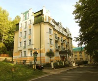 Savoy Villa Spa Park Hotel