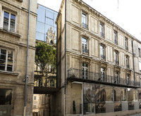 De L'Horloge Hotel