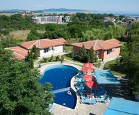 Merlin Club Hotel