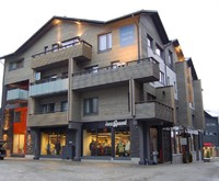Levi Suites Unna Mannu