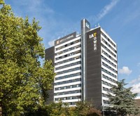 Iat Plaza Hotel