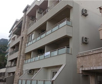 Aura Villa