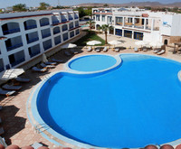 New La Perla Hotel