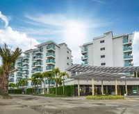 Fishermen's Harbour Urban Resort