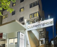Club Meeting Hotel