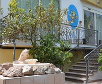 Carolin Hotel