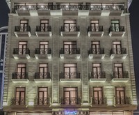 Boulevard Side Hotel