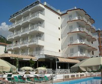 Pietra di Luna Hotel