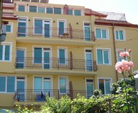 Andonov Guest House (Rai)