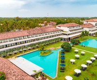 The Blue Water Hotel & Spa