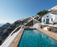 The Vasilicos Caldera Heritage Suites