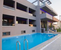 Yakinthos Hotel