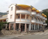 Djuric Apartments